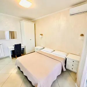https://dodo-holiday-in-rome-00159.it-romehotels.com